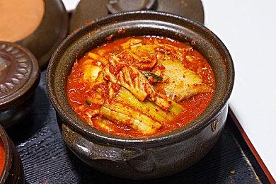 《超越黑暗》Steam试玩发布 解谜恐怖探索